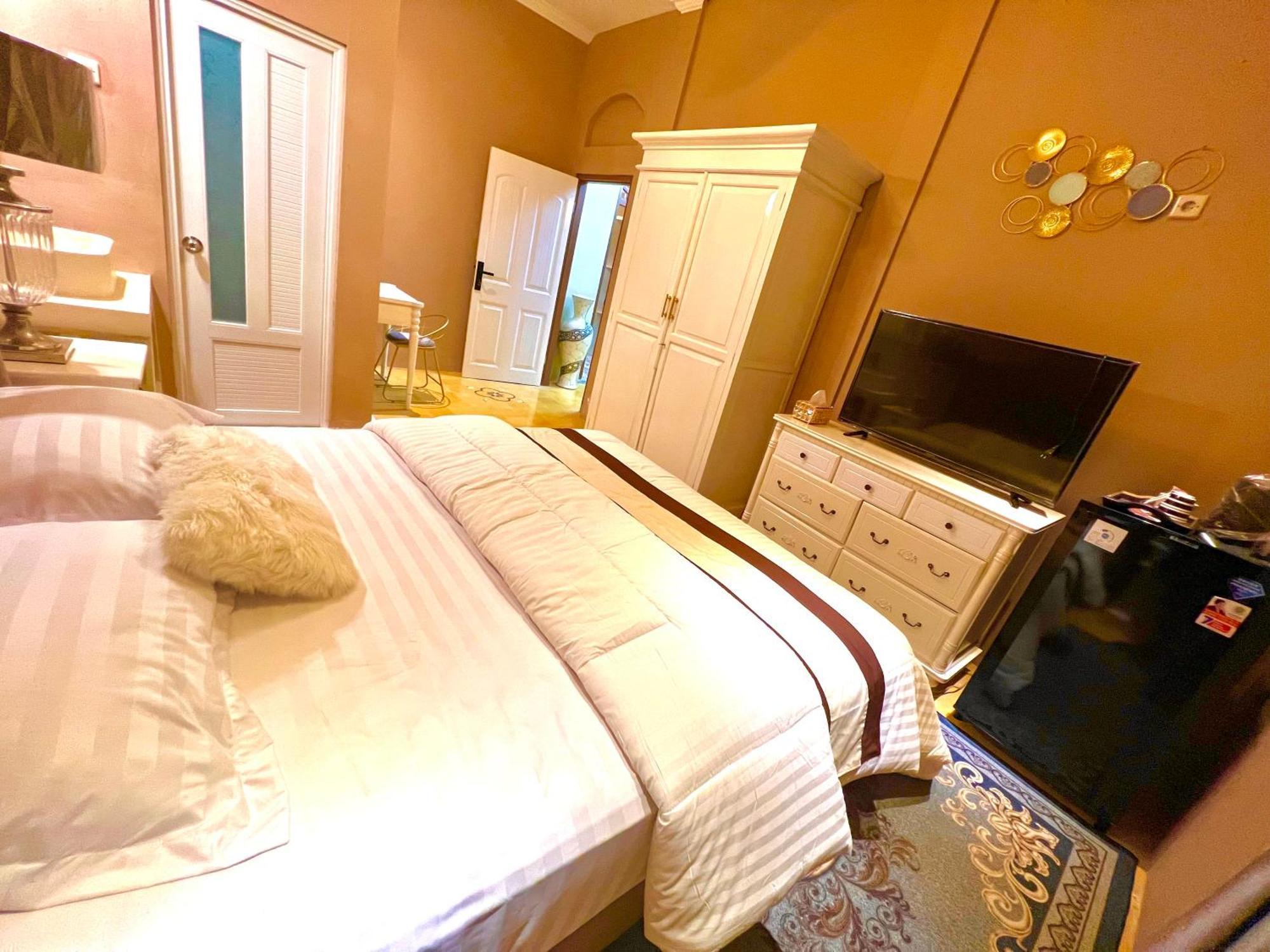 Sammy Home Джокьякарта Экстерьер фото