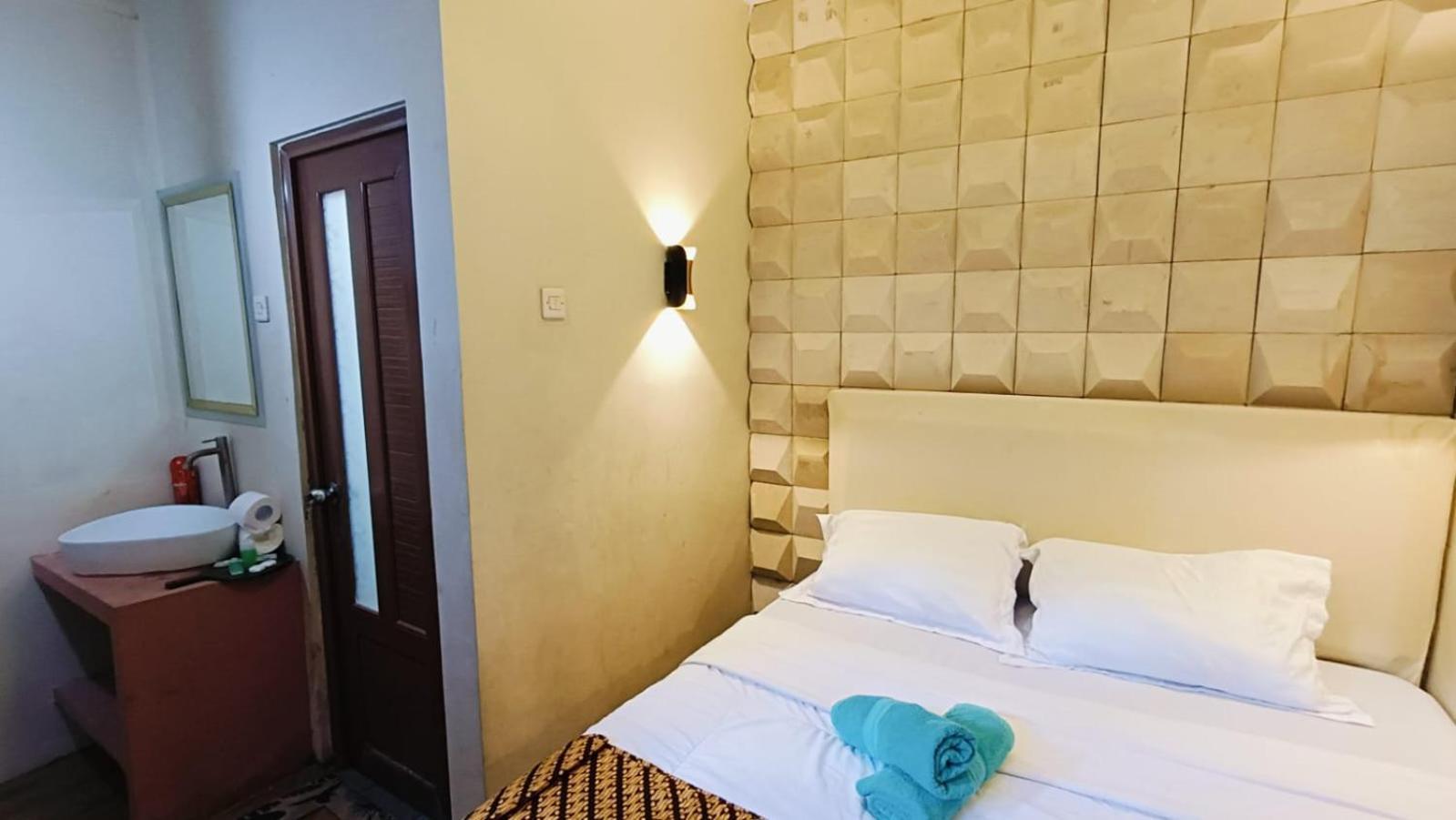 Sammy Home Джокьякарта Экстерьер фото